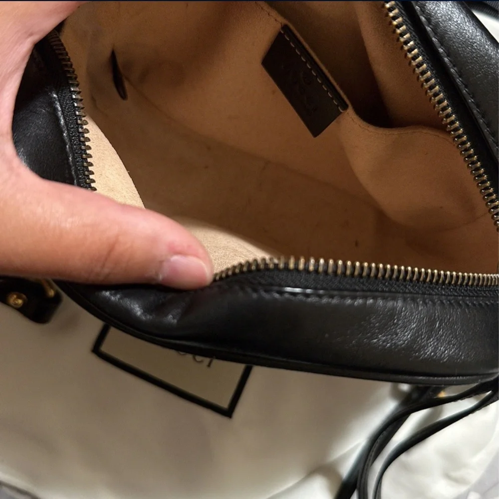 Gucci- GG Marmont Mini Handbag - Picture 2 of 4